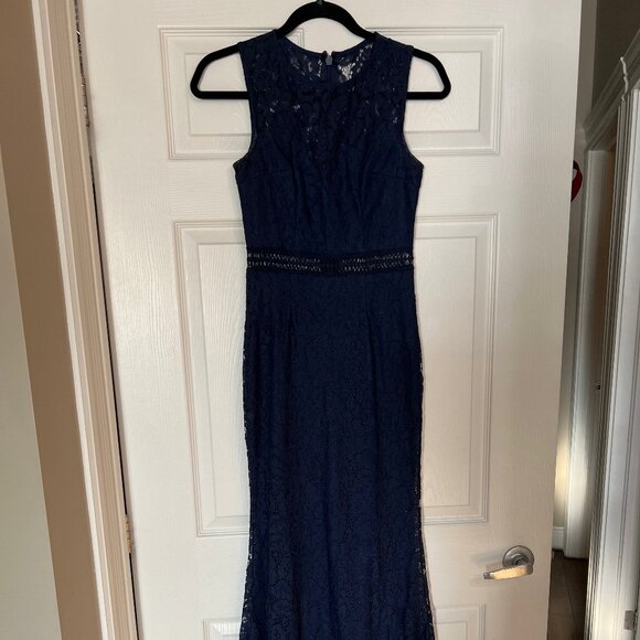 Lulu's - XS - Navy Gown - Picture 1 of 3